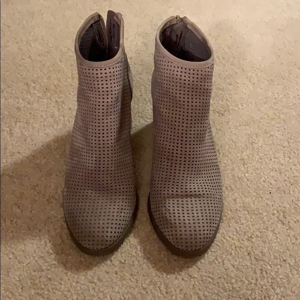 Camper neutral tan taupe heeled booties, zip back